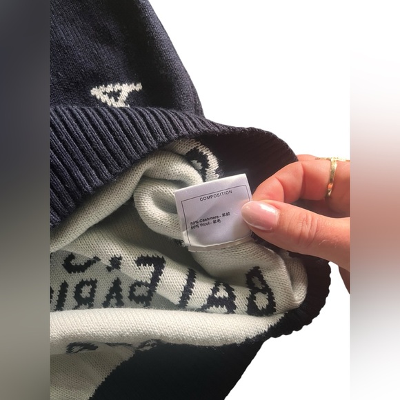 SOLD Balenciaga Cashmere Sweater - Picture 8 of 10